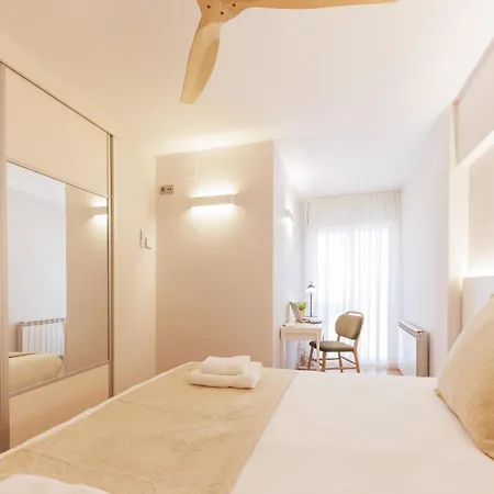 Apartament Bravissimo Hortes, 3-bedroom Centre *