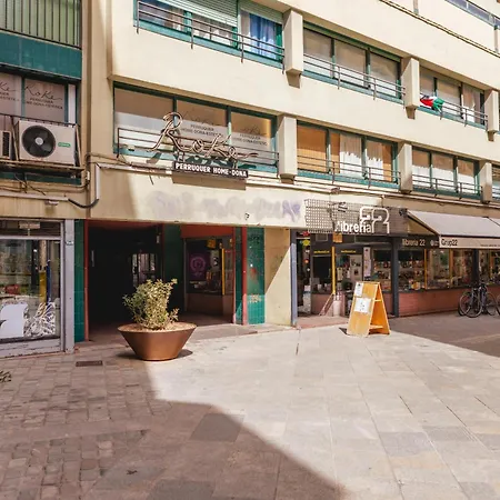 Apartamento Bravissimo Hortes, 3-bedroom Centre *