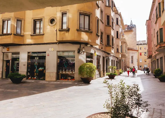 Bravissimo Hortes, 3-bedroom Centre Apartamento *